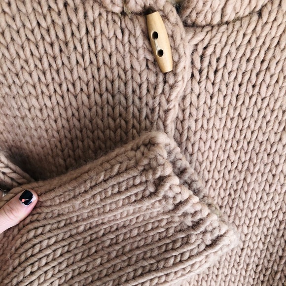 Chunky knit 100% wool cardigan - Picture 11 of 16